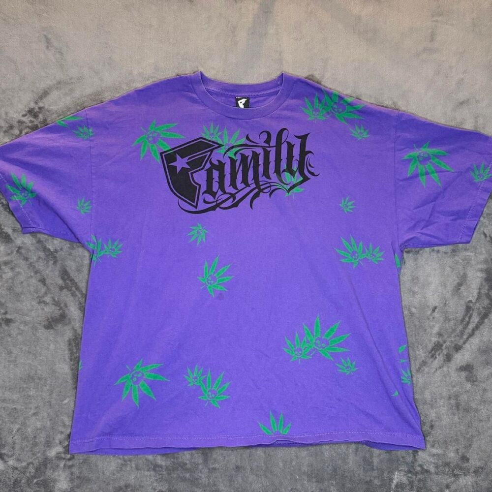 Famous-stars-straps Men's multi T-shirt